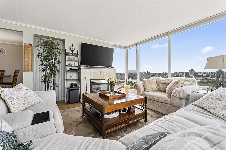 3607 1033 Marinaside Crescent