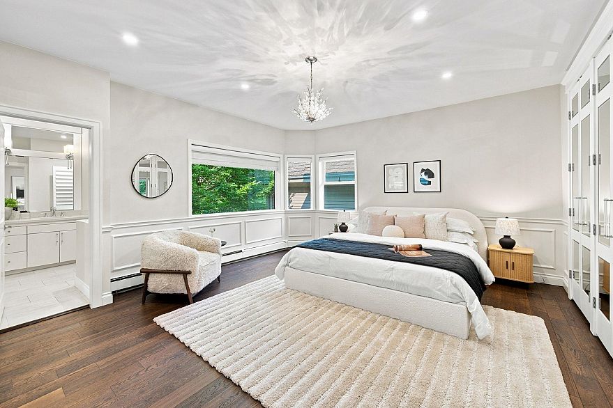 4245 Nautilus Close