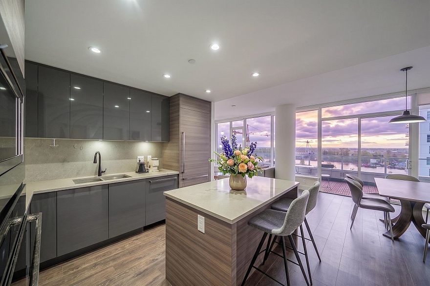 1402 3438 Sawmill Crescent