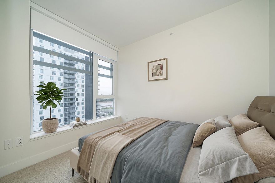 1402 3438 Sawmill Crescent
