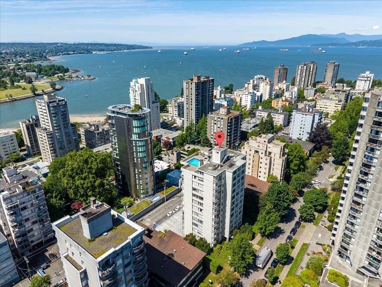 1250 Burnaby Street