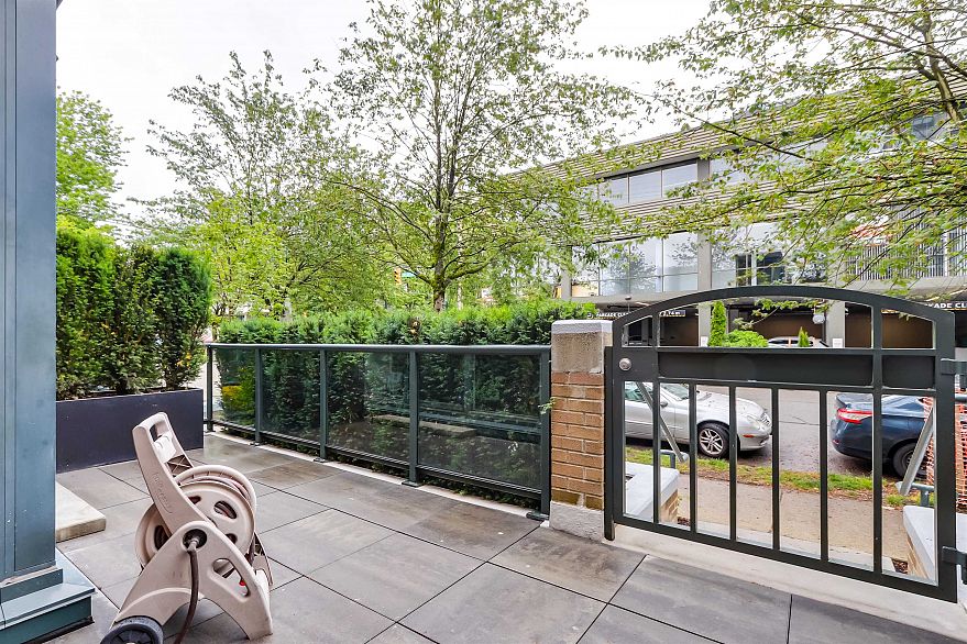 1405 W 7th Avenue