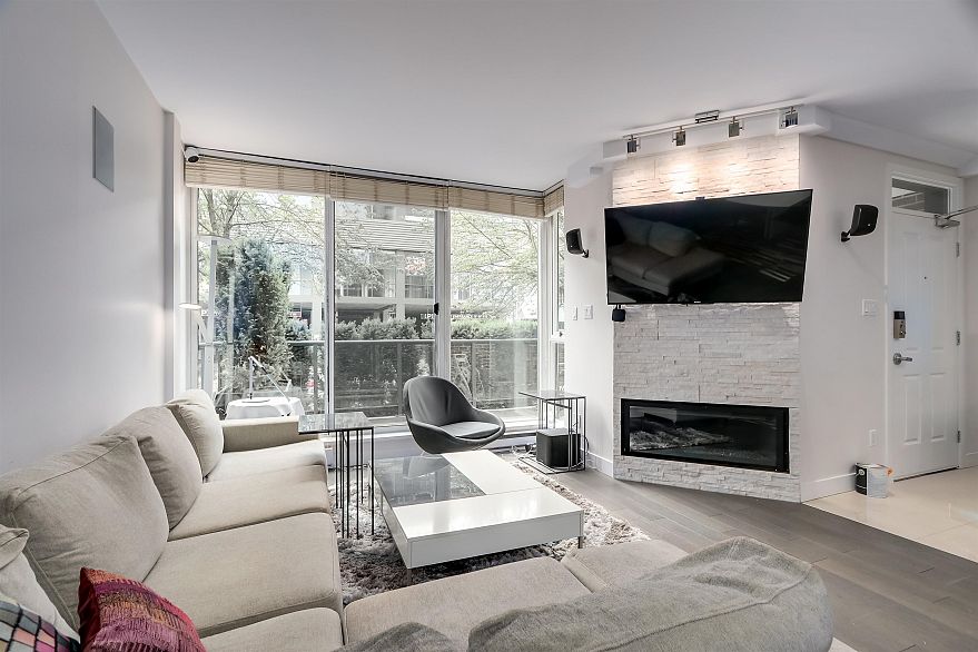 1405 W 7th Avenue