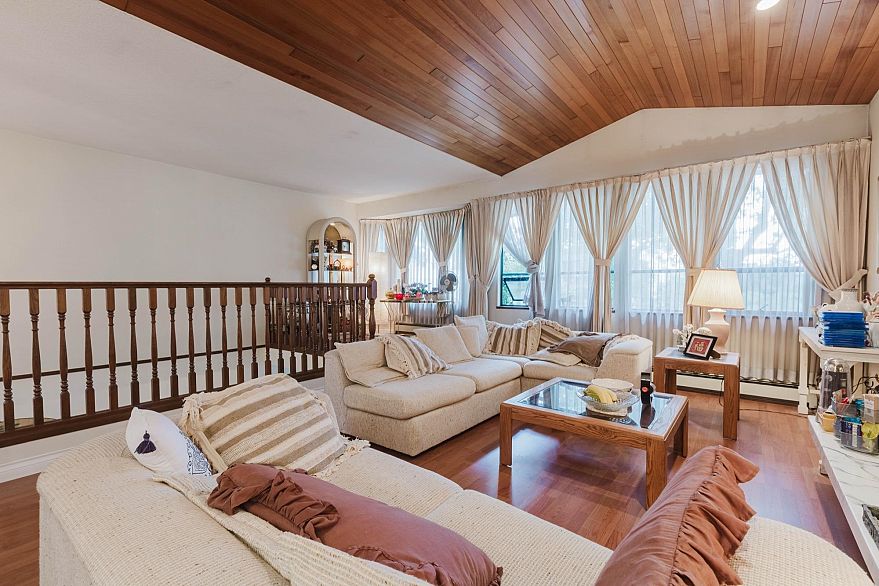 3230 Garden Drive