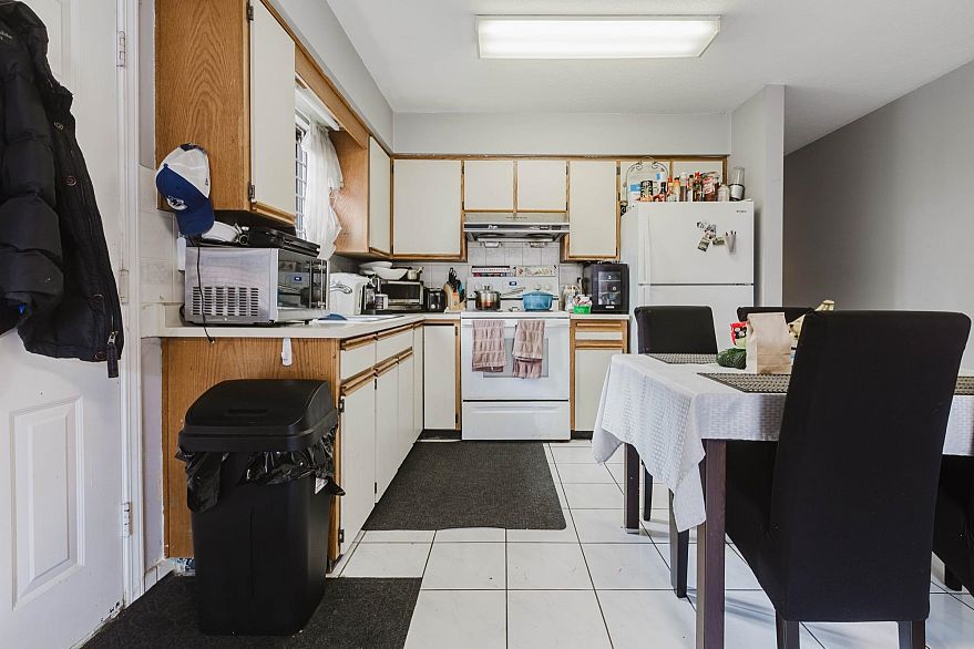 3230 Garden Drive