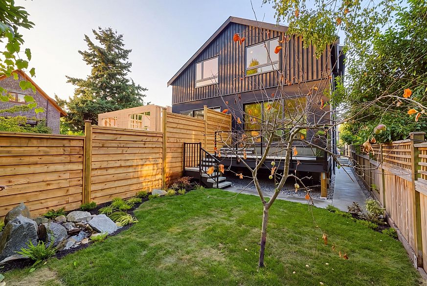 1 75 E 23rd Avenue