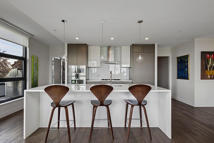 601 4427 Cambie Street