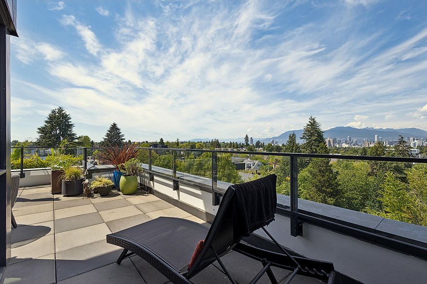 601 4427 Cambie Street