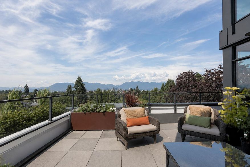 601 4427 Cambie Street