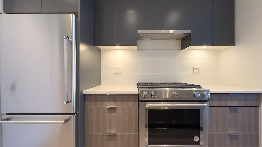 1406 3430 E Kent Avenue South