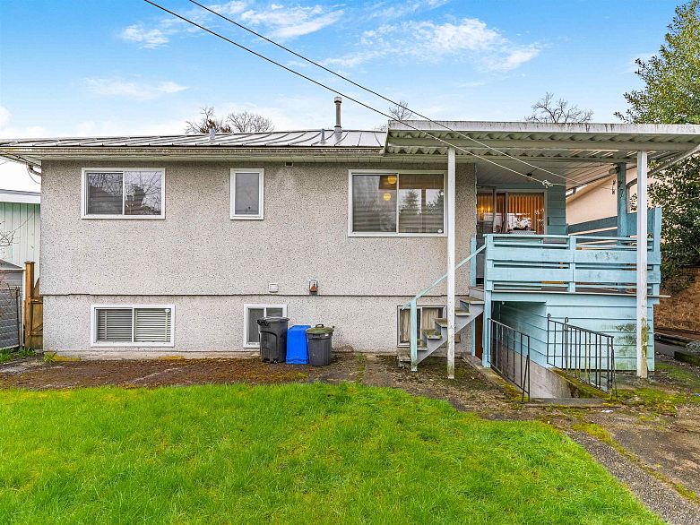 409 E 63rd Avenue