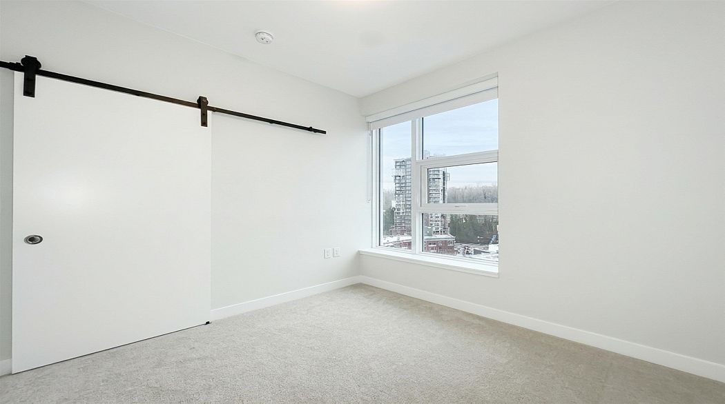 1406 3430 E Kent Avenue South