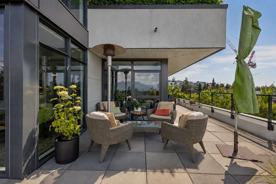601 4427 Cambie Street