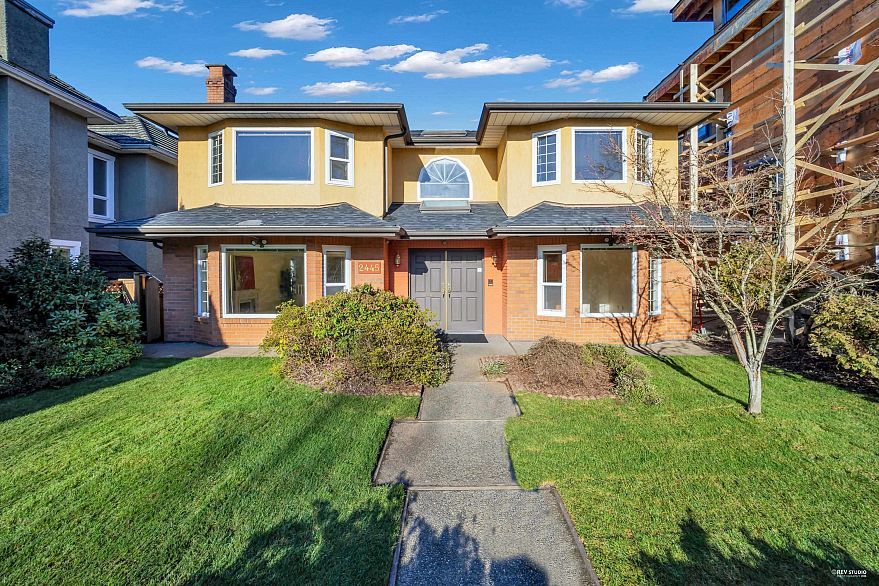 2445 W 19th Avenue