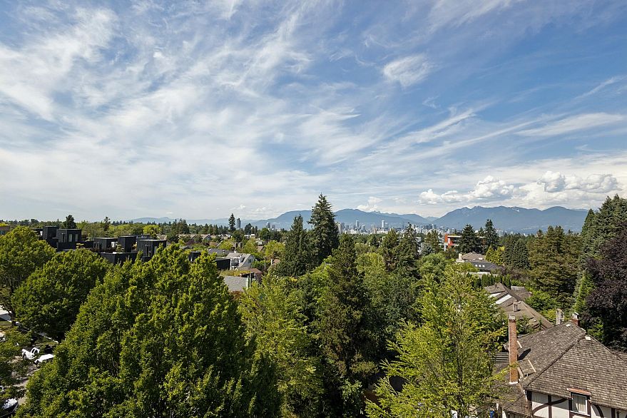 601 4427 Cambie Street