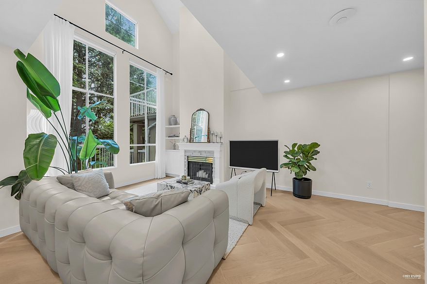 3460 Amberly Place
