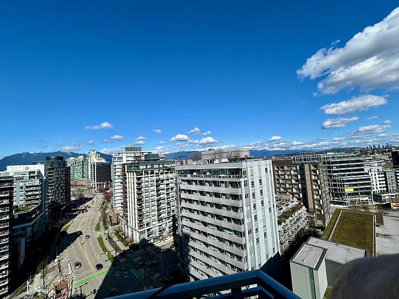 1604 1775 Quebec Street