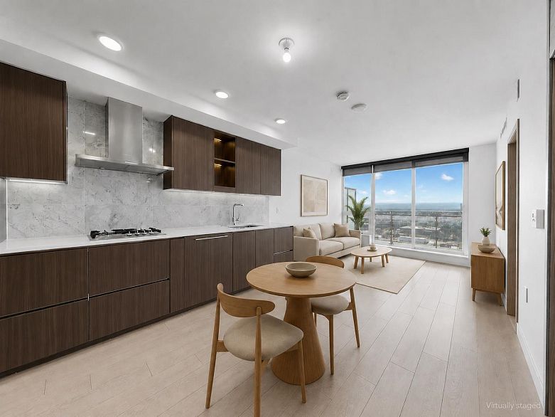 2007 433 SW Marine Drive
