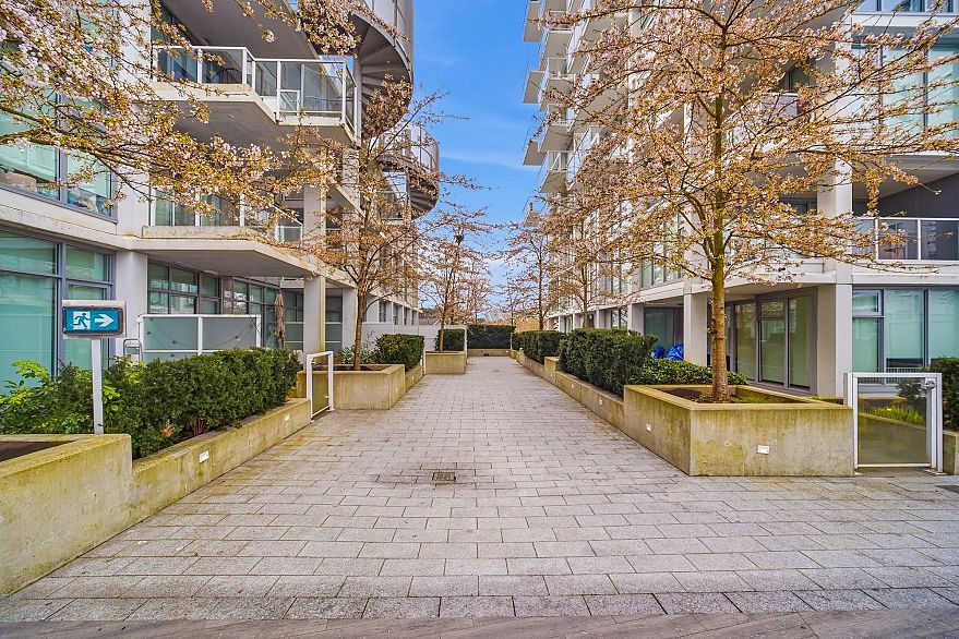 507 2220 Kingsway