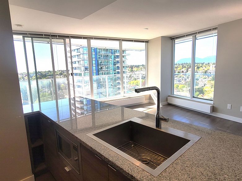 2206 488 SW Marine Drive