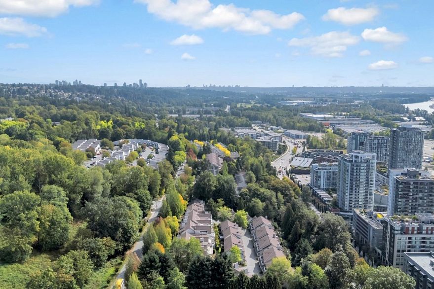 306 3400 SE Marine Drive