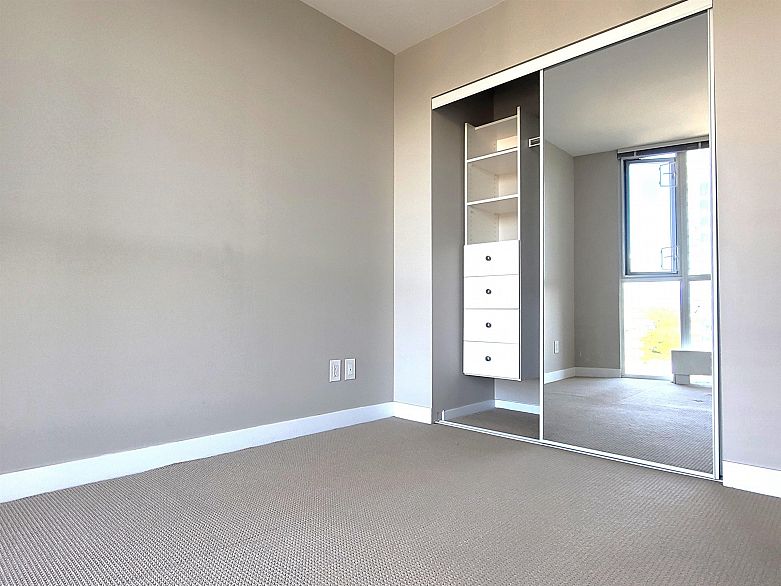 2206 488 SW Marine Drive