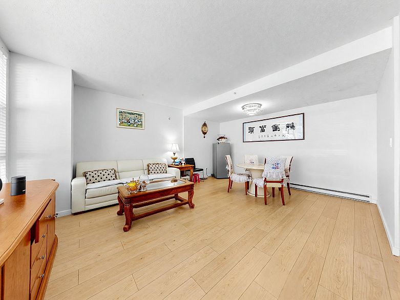 8268 Saba Road