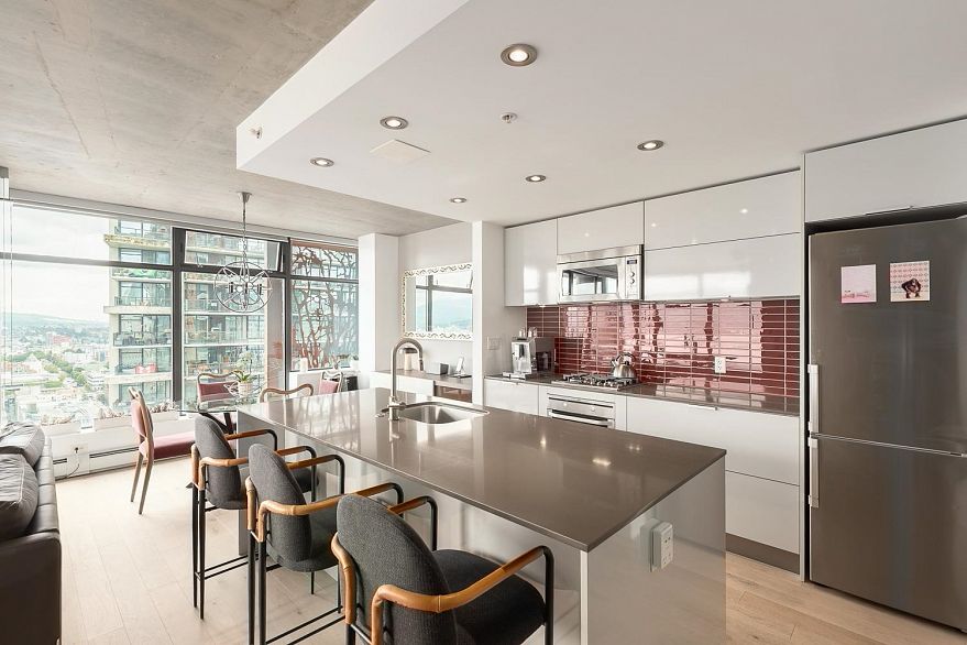 2903 128 W Cordova Street