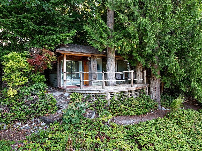 1321 Gower Point Road