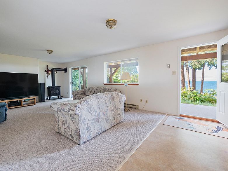 1321 Gower Point Road
