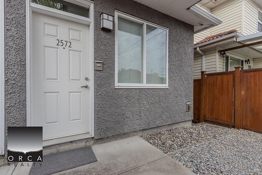 2572 E 2ND AVENUE, Vancouver BC V5M 1C6