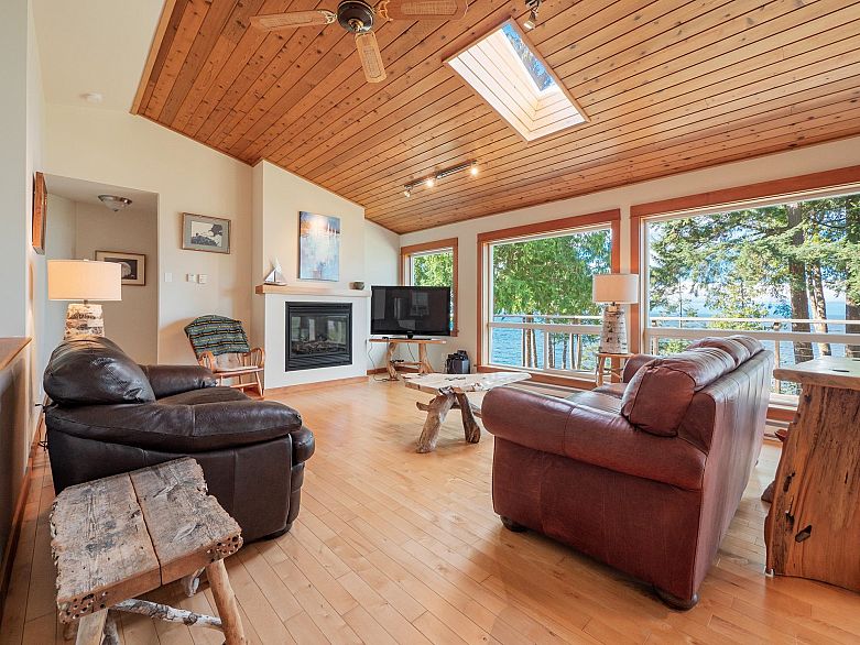 1321 Gower Point Road