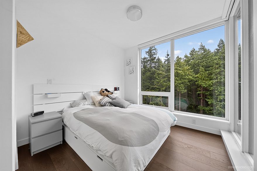 1306 5629 Birney Avenue