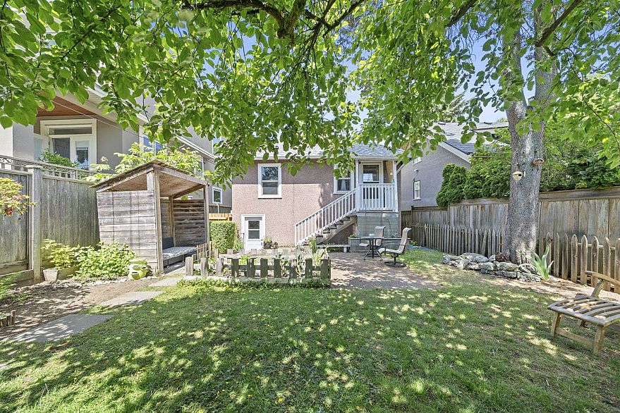 3750 W 17th Avenue