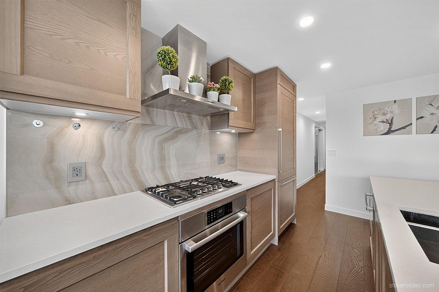1306 5629 Birney Avenue