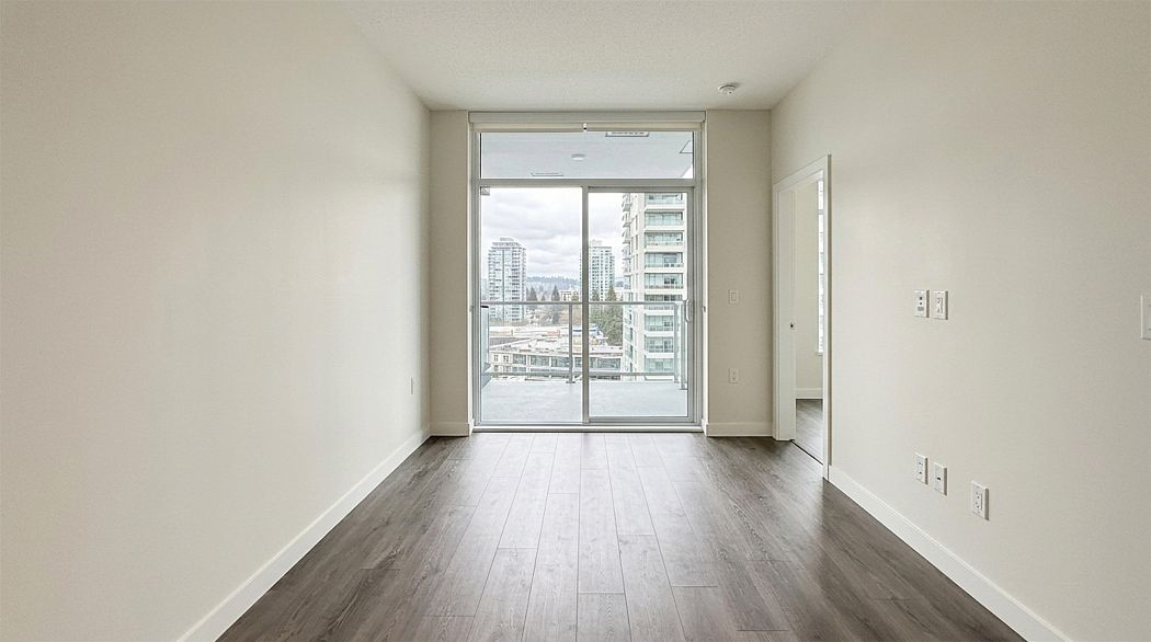 1406 3430 E Kent Avenue South