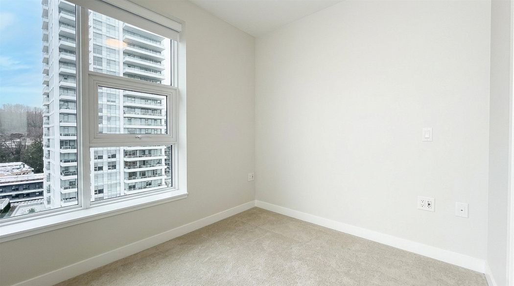 1406 3430 E Kent Avenue South