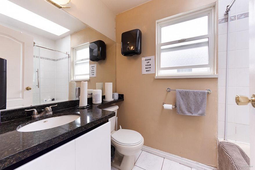 3207 Vimy Crescent