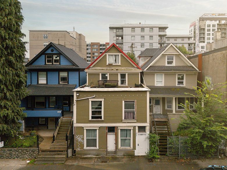 522 E Cordova Street