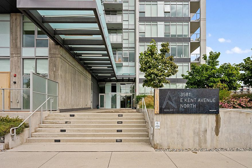 1306 3581 E Kent Avenue North