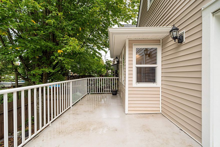 2537 Woodland Drive