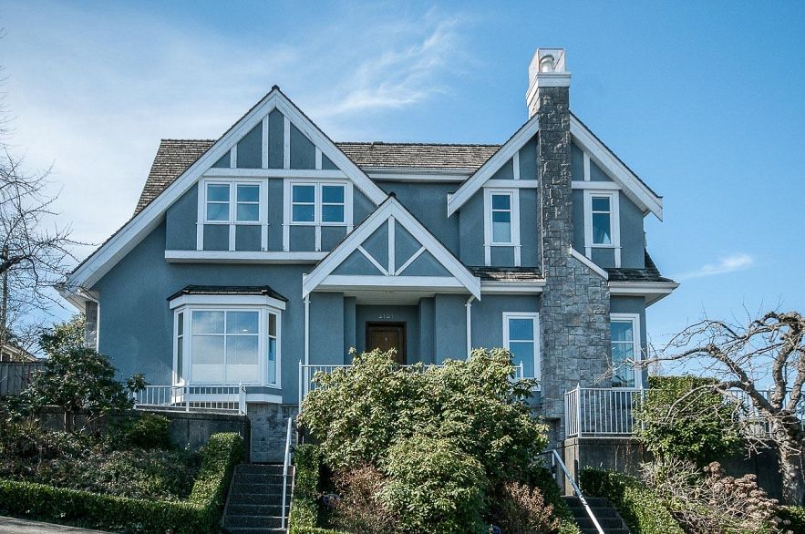 3131 Collingwood Street