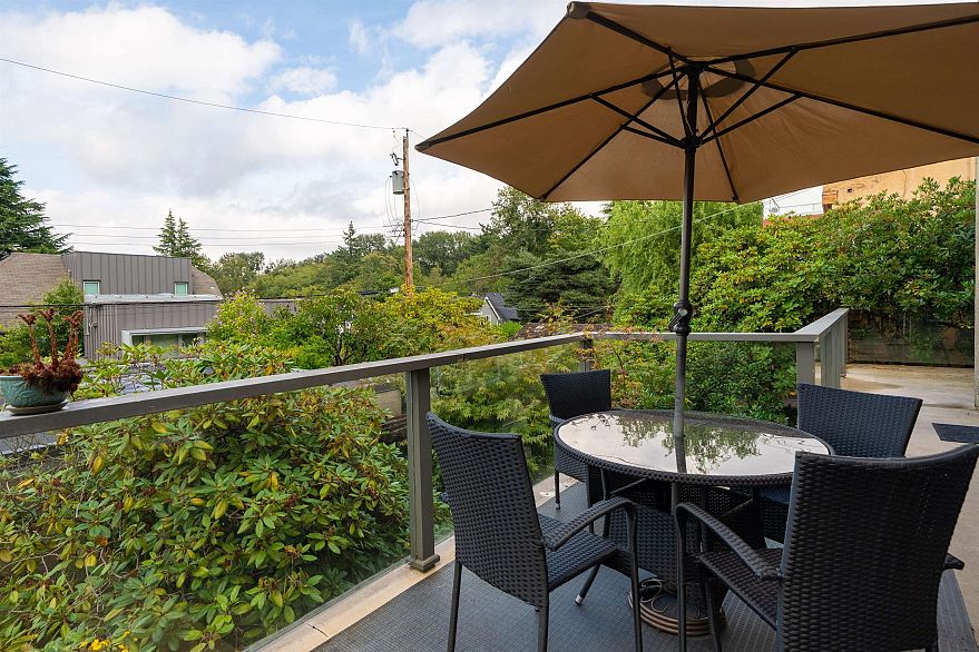 4333 Locarno Crescent