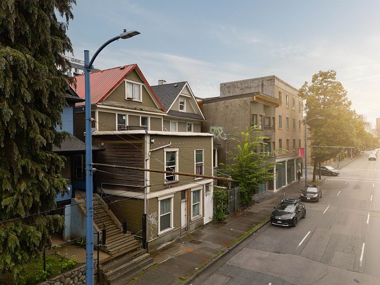 522 E Cordova Street