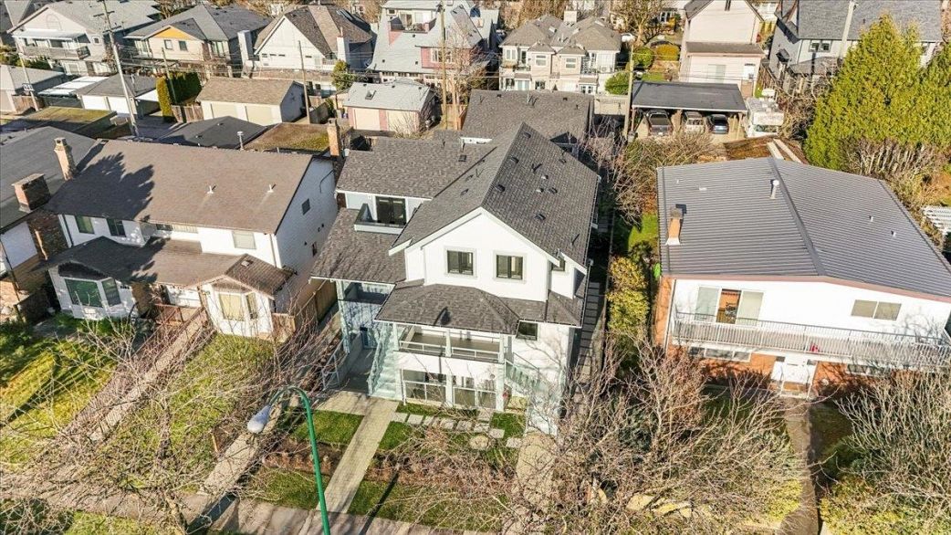 2227 W 16th Avenue
