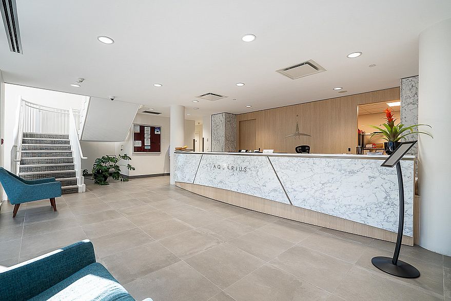2303 1199 Marinaside Crescent