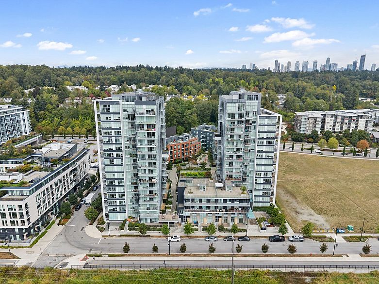 1306 3581 E Kent Avenue North