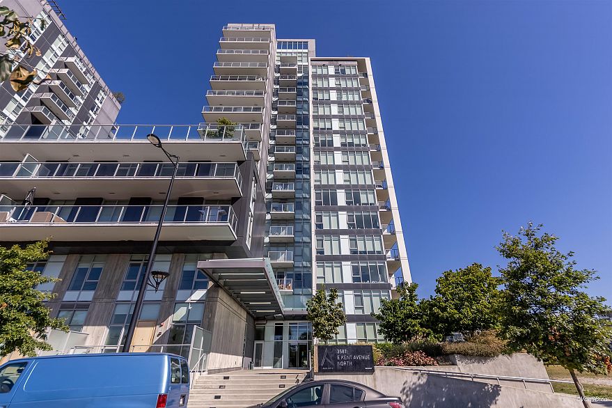 409 3581 E Kent Avenue North
