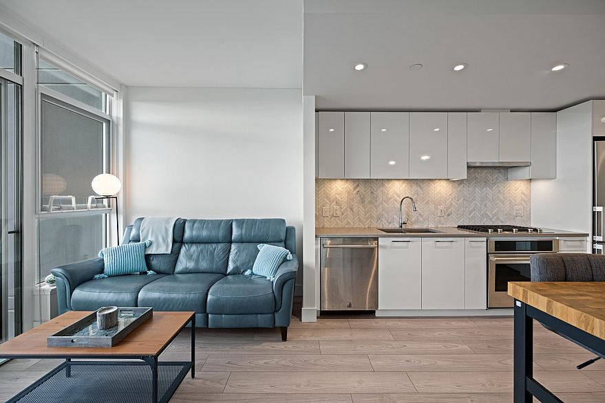 1306 3581 E Kent Avenue North