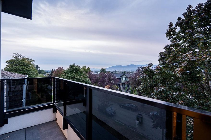 2 3638 Normandy Drive